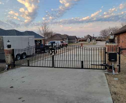 electric gate