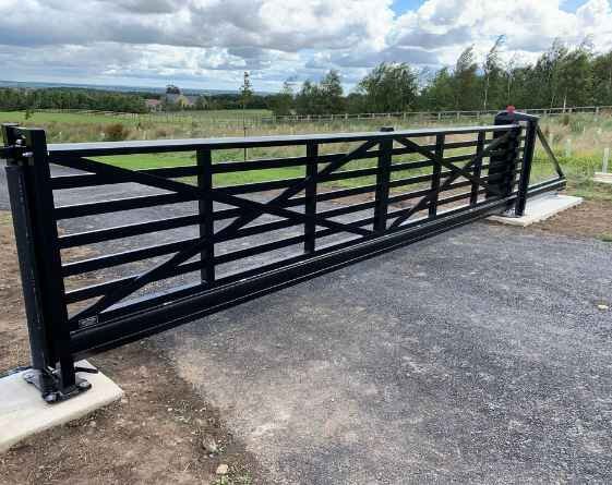 cantilever sliding gate