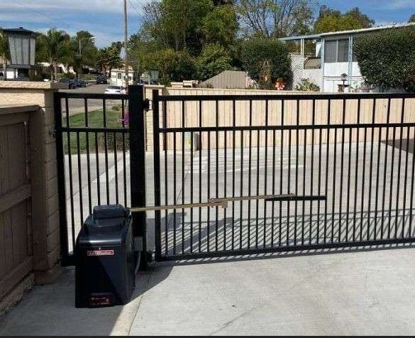 LiftMaster sliding or swing gate operator